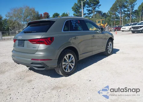 2025 Audi Q3 Premium 45 Tfsi S Line Quattro Tiptronic z USA, uszkodzony, nr VIN WA1DECF31S1058860